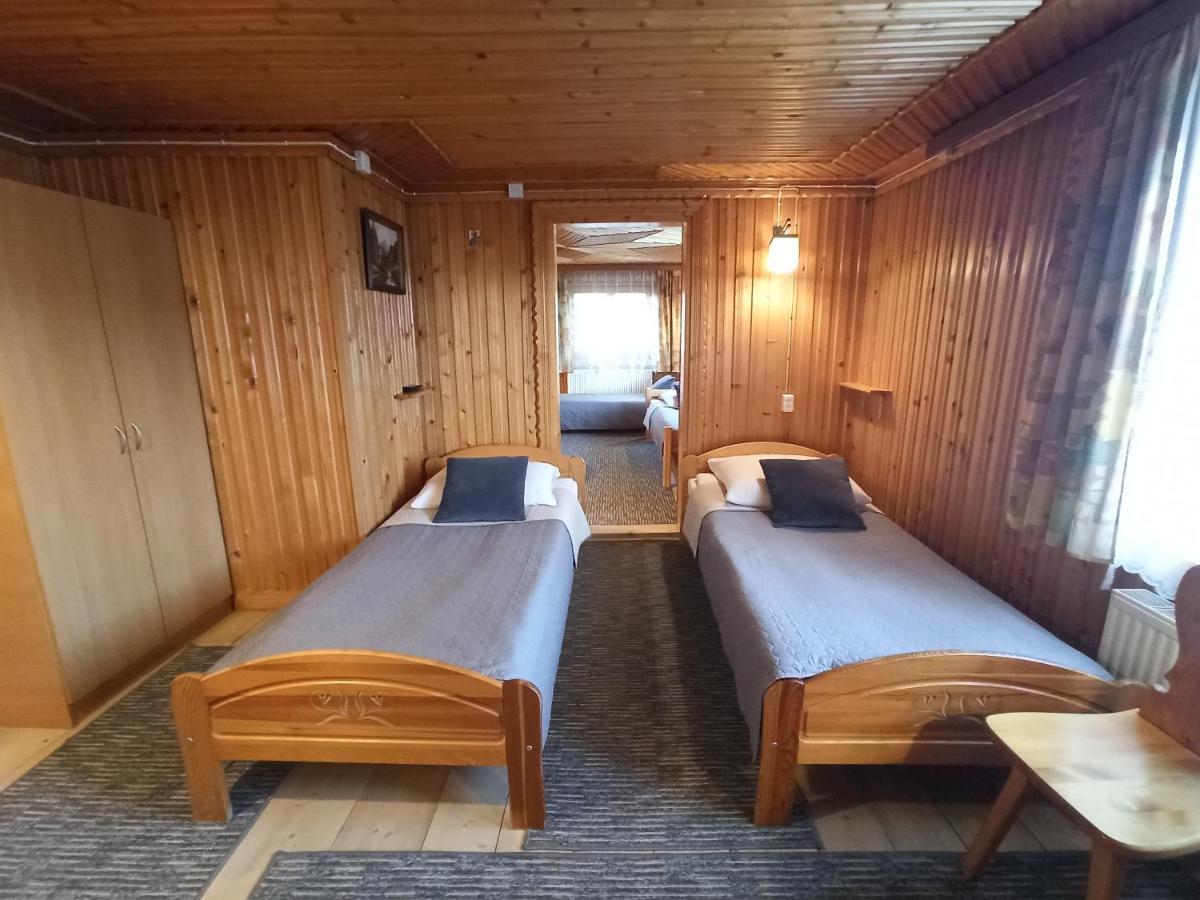 Brzoskwiniowy Dom Appartement Banska Nizna Buitenkant foto