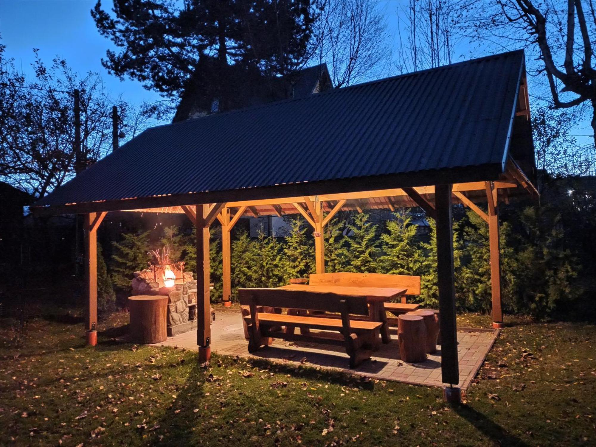 Brzoskwiniowy Dom Appartement Banska Nizna Buitenkant foto