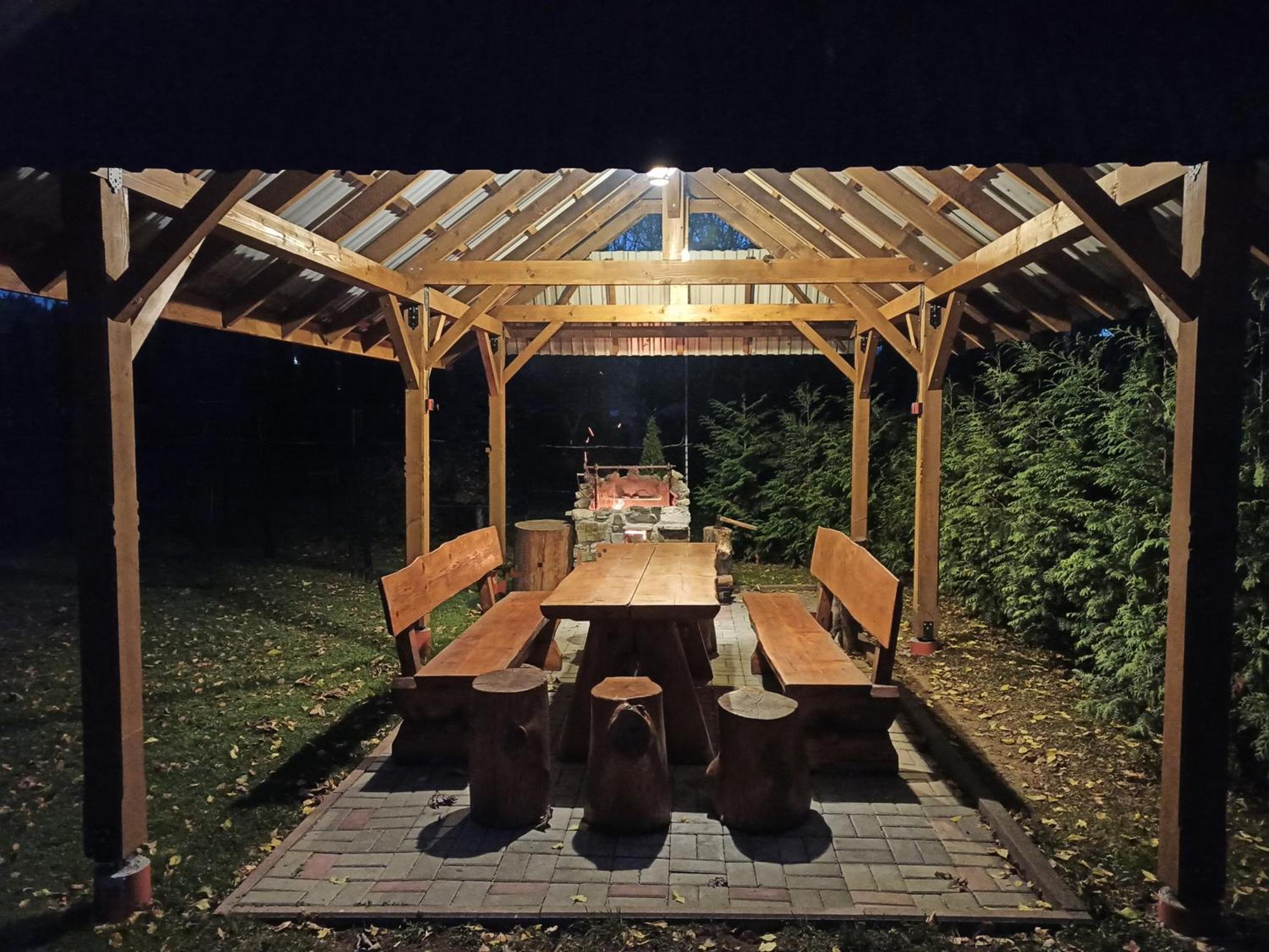Brzoskwiniowy Dom Appartement Banska Nizna Buitenkant foto